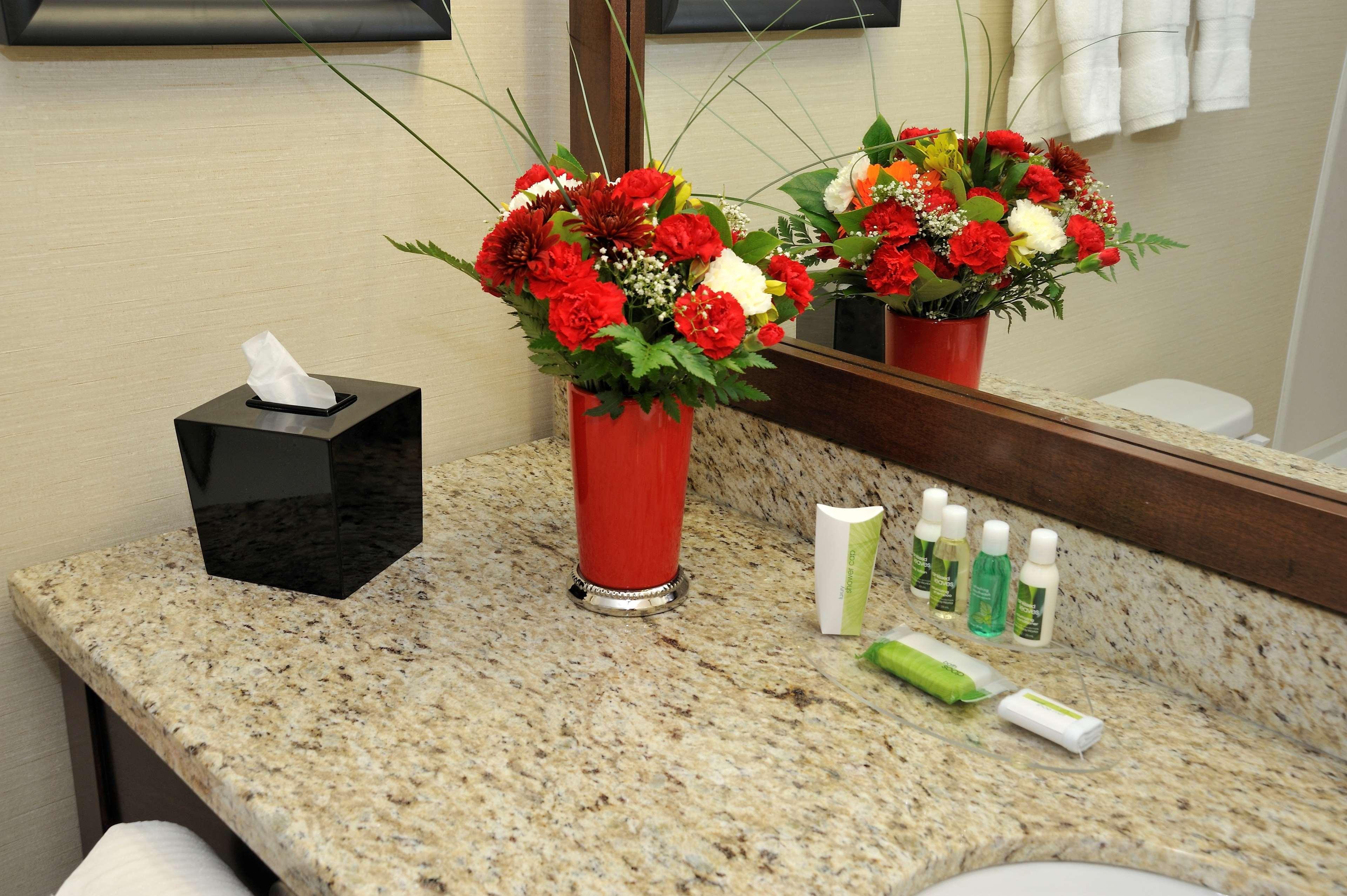 Best Western Premier Denham Inn & Suites Leduc Zewnętrze zdjęcie