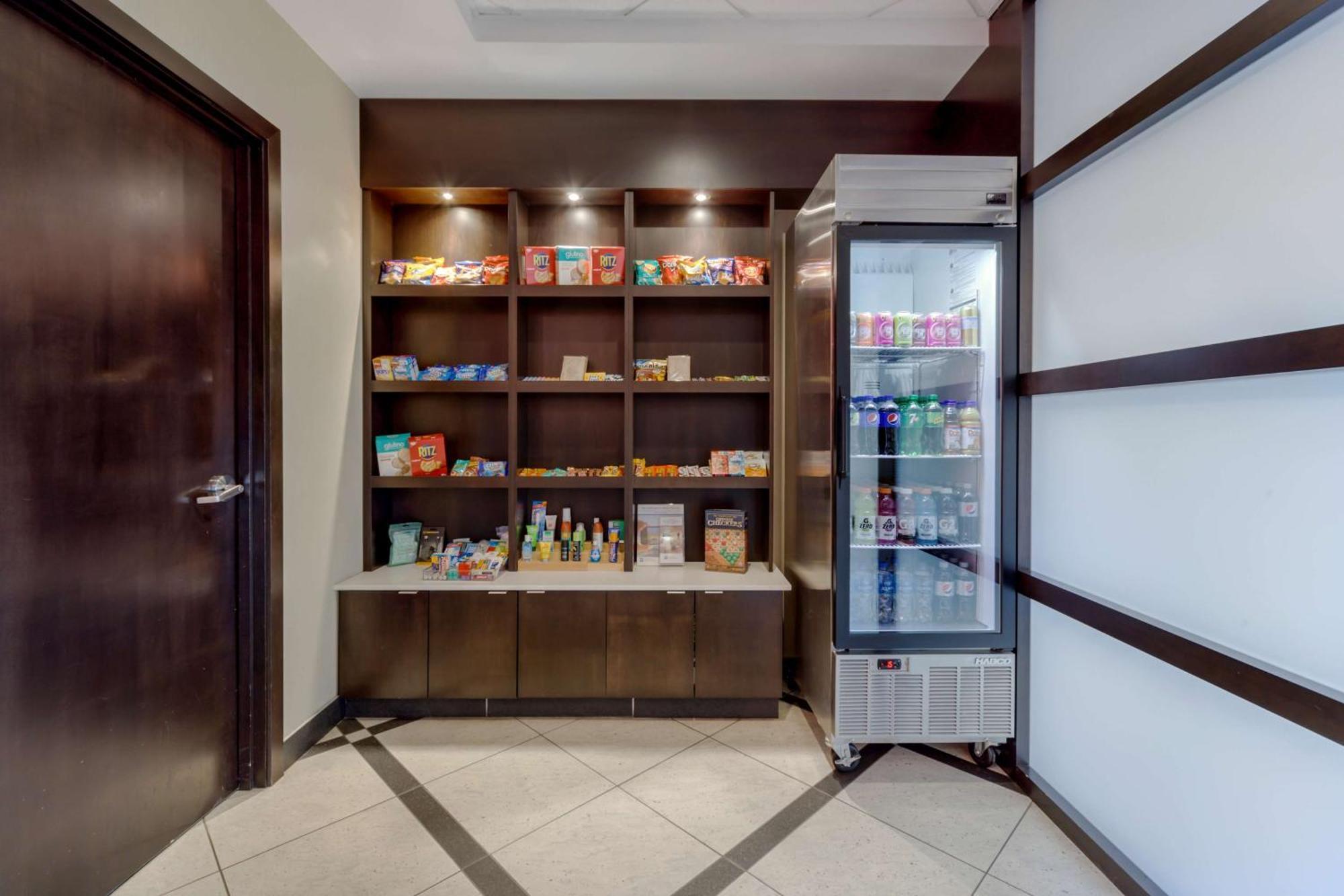 Best Western Premier Denham Inn & Suites Leduc Zewnętrze zdjęcie