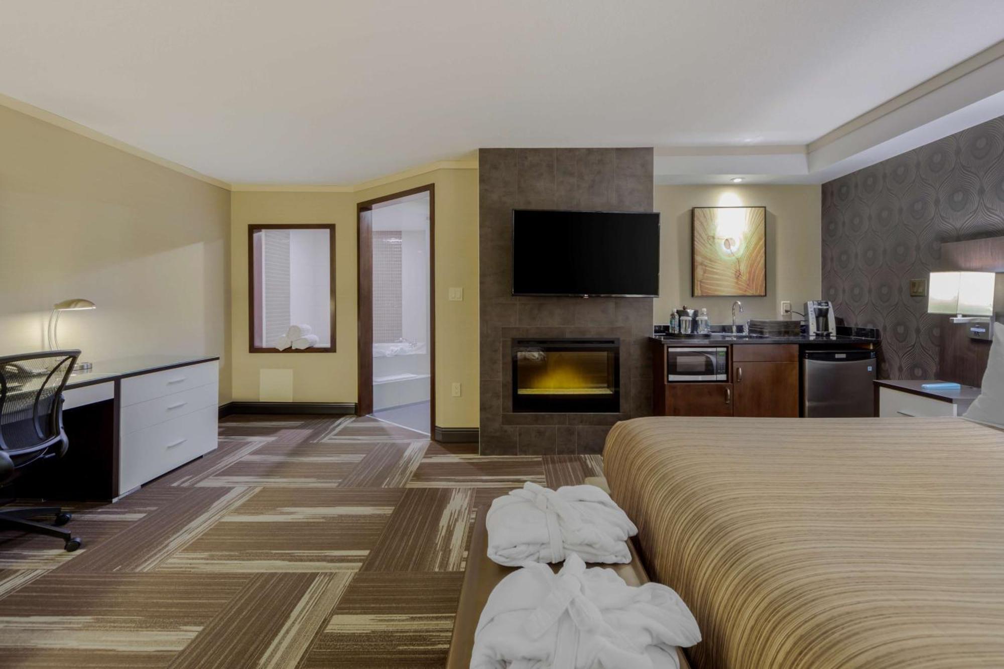Best Western Premier Denham Inn & Suites Leduc Zewnętrze zdjęcie