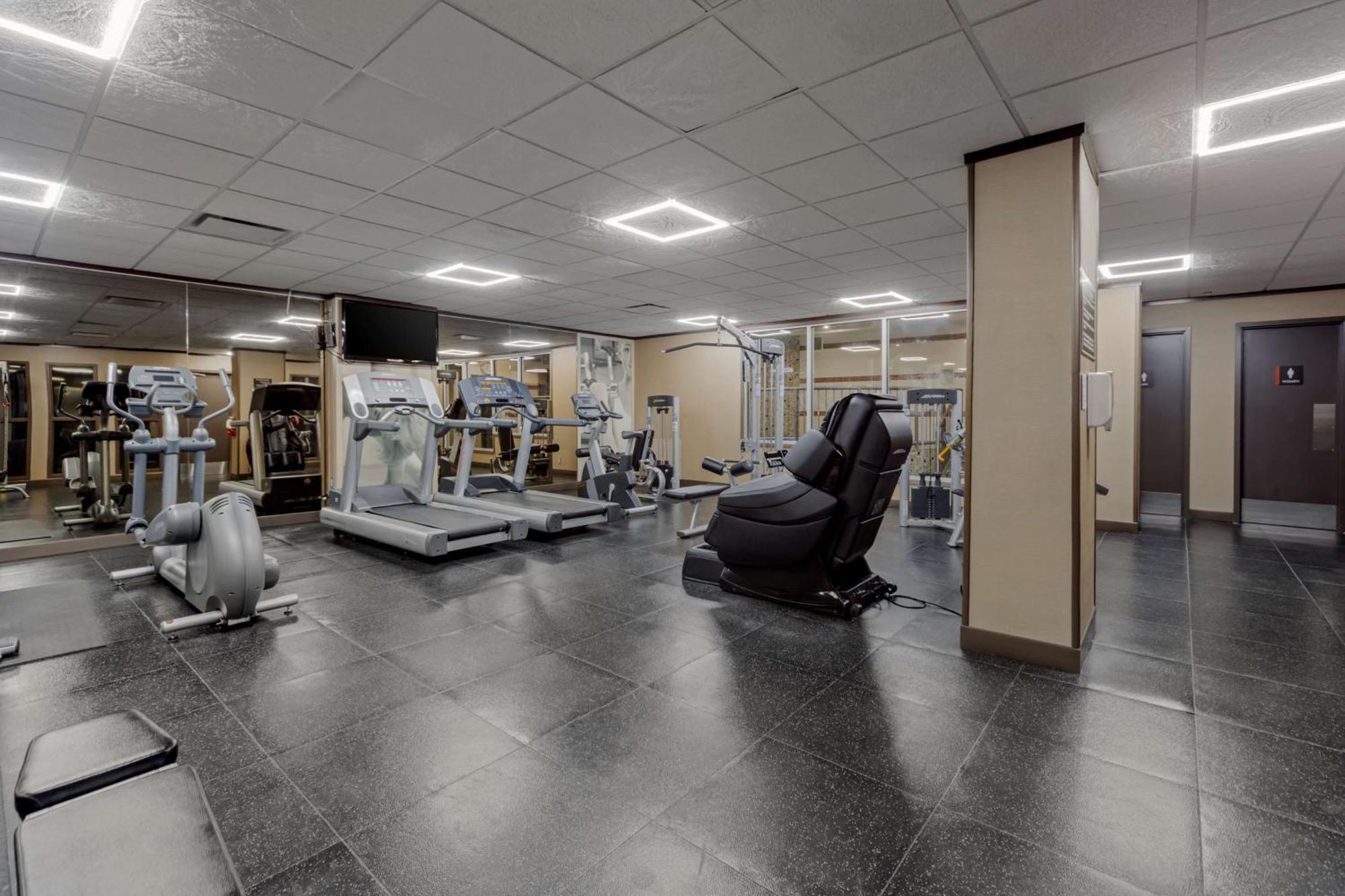 Best Western Premier Denham Inn & Suites Leduc Zewnętrze zdjęcie