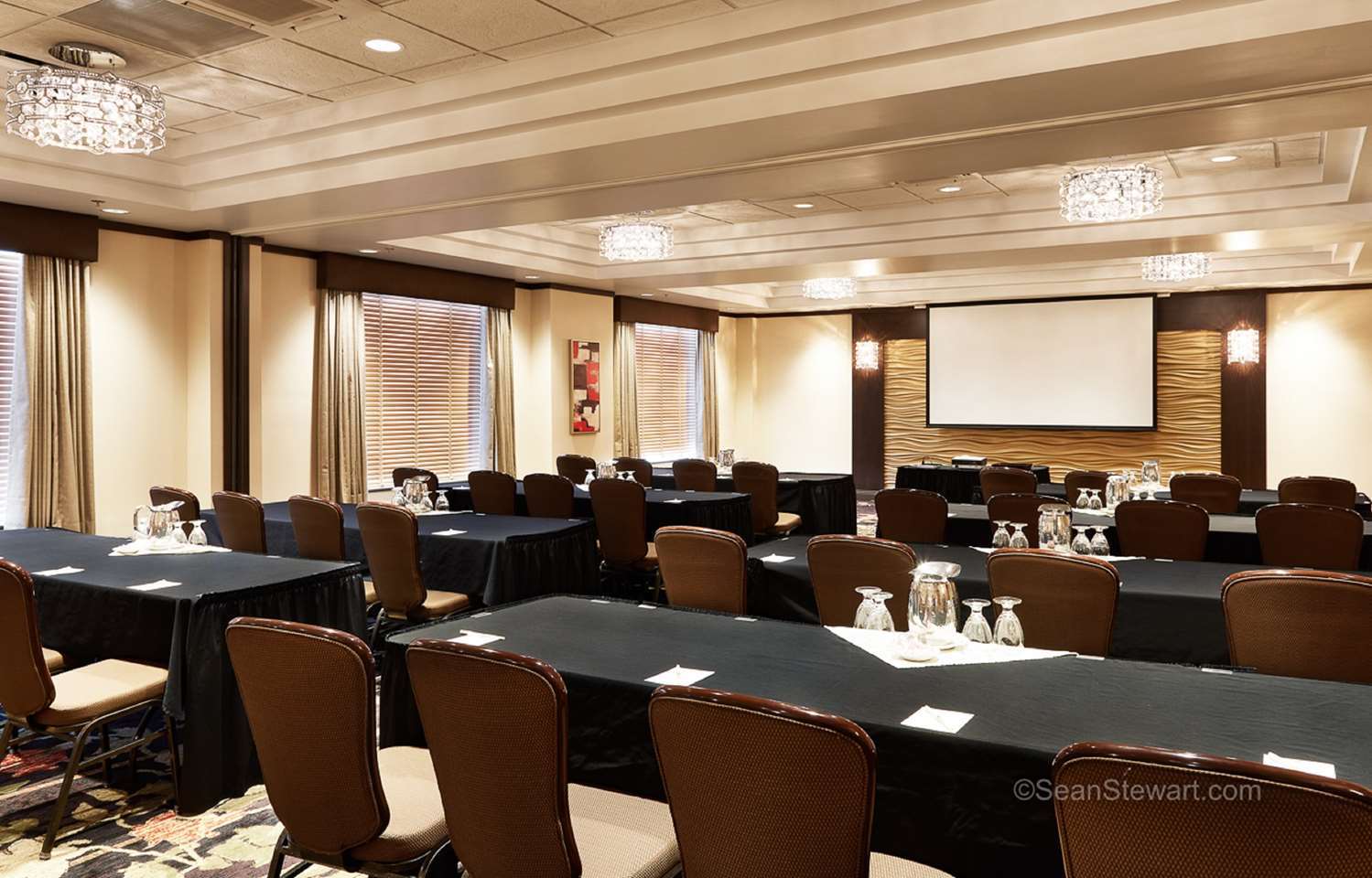 Best Western Premier Denham Inn & Suites Leduc Zewnętrze zdjęcie